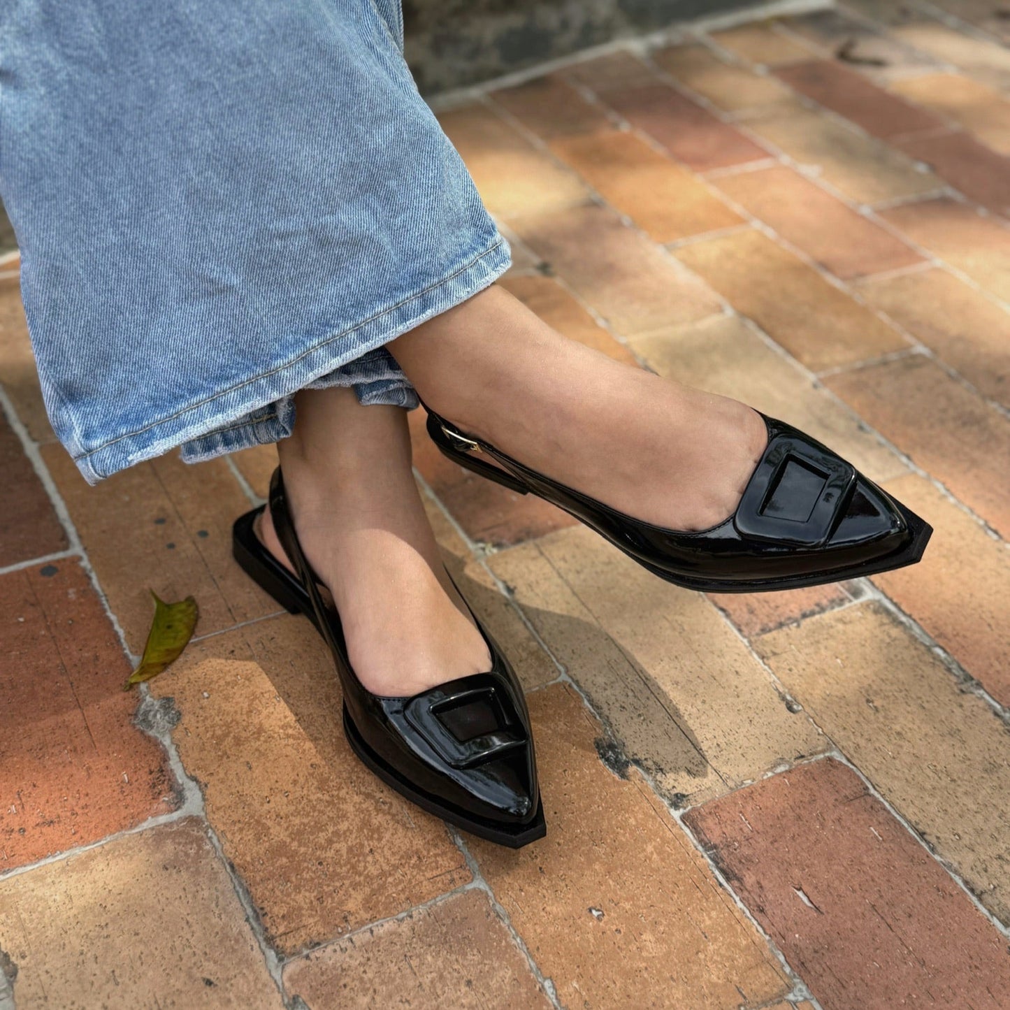 Ref. 618 Flats de Hebilla Forrada